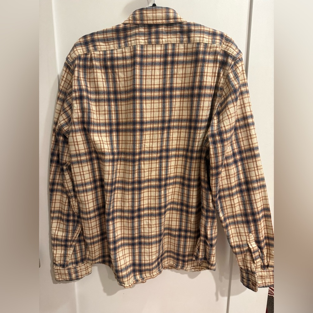 J. Crew Men's Plaid Flannel Shirt in Tan and Blue - Picture 3 of 4